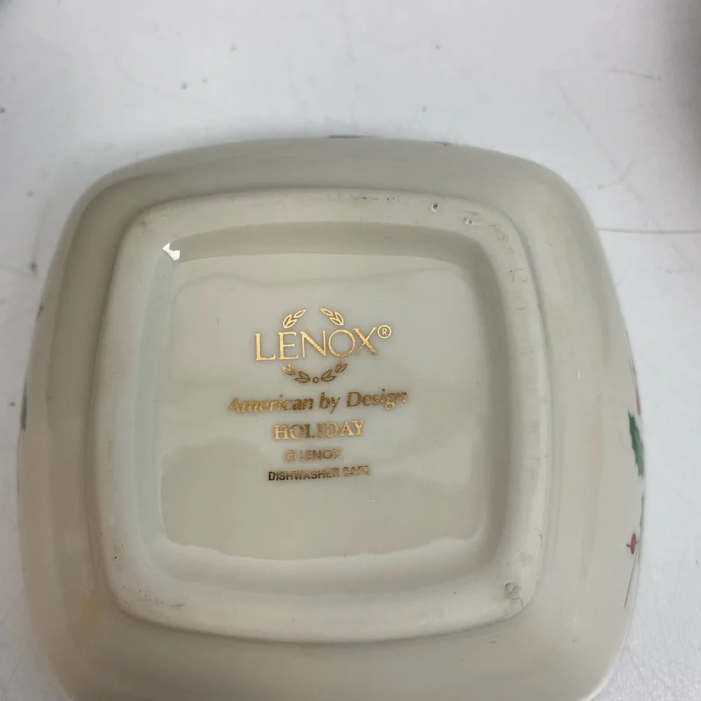 Lenox Holiday China Set of‎ Two Bowls